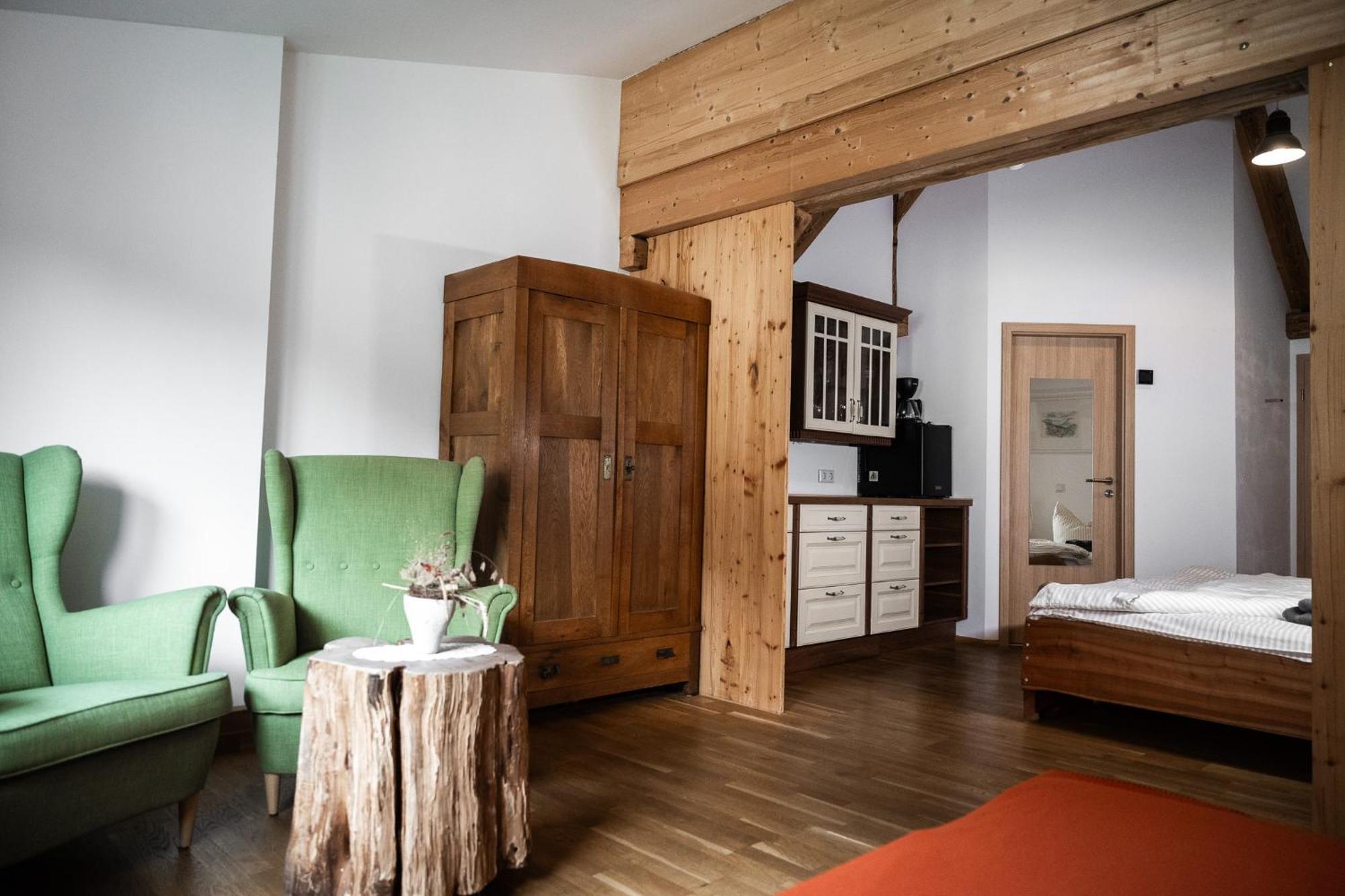 Alte Kass Hotel & Kaffeehaus Neidlingen Dış mekan fotoğraf