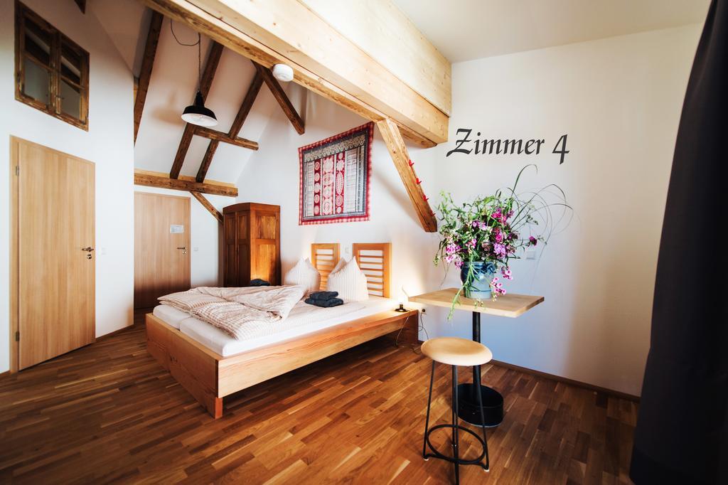 Alte Kass Hotel & Kaffeehaus Neidlingen Dış mekan fotoğraf